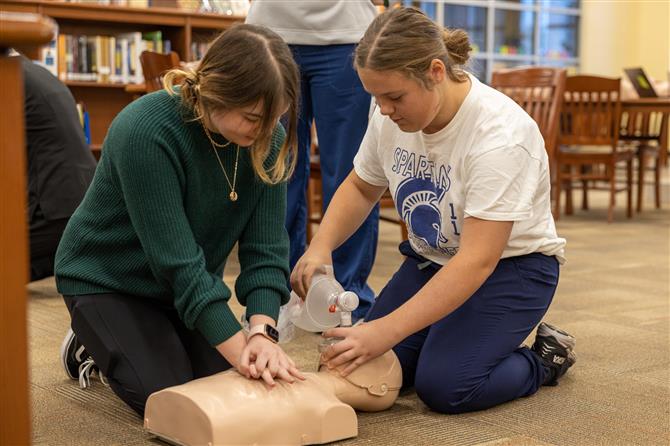 SHS HOSA CPR Class